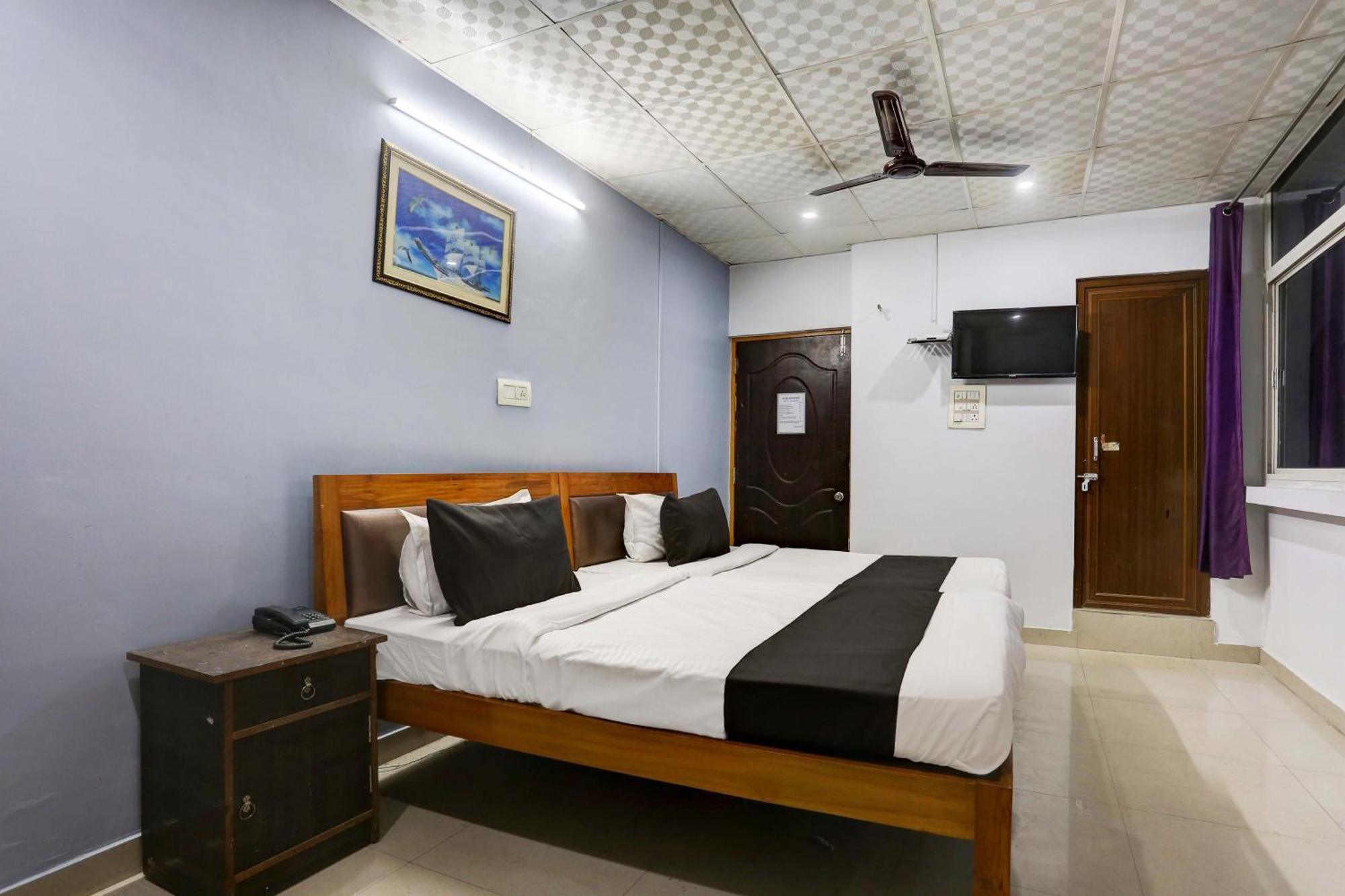 Collection O Hotel Moon Light Λάκναου Εξωτερικό φωτογραφία